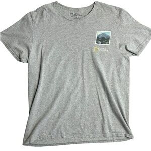 National Geographic‎ “Further” Mountain Graphic T-Shirt Gray Size Large